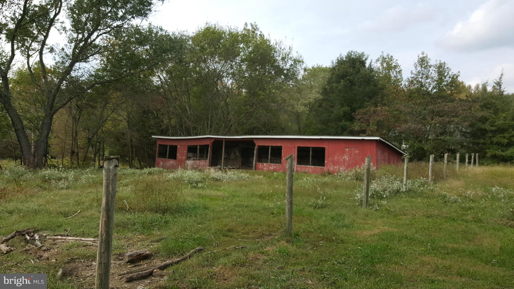 662 Caisson Road Fredericksburg, VA 22405 - Photo 20 of 25 Exterior (Rear)