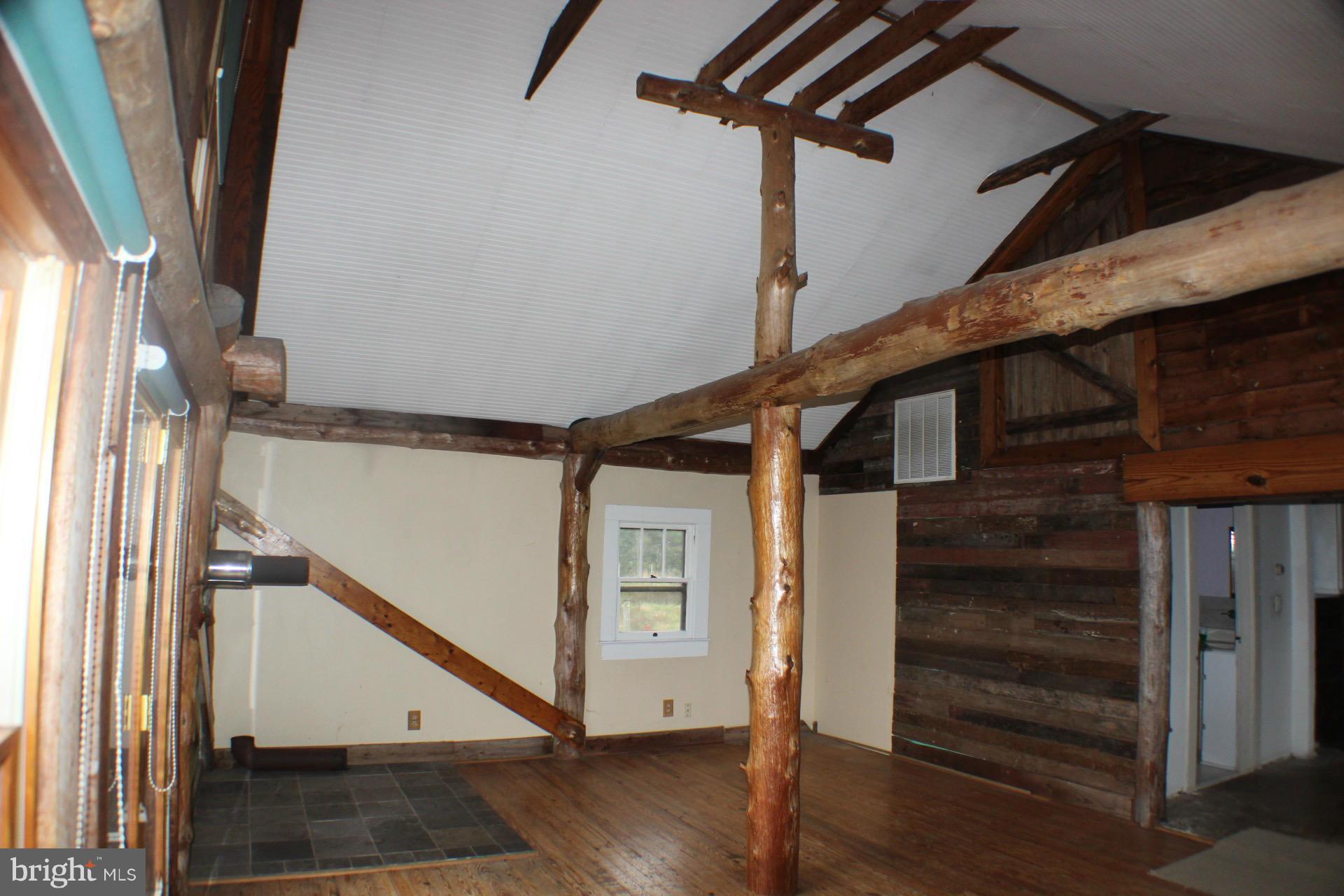 662 Caisson Road Fredericksburg, VA 22405 - Photo 7 of 25 Living Room