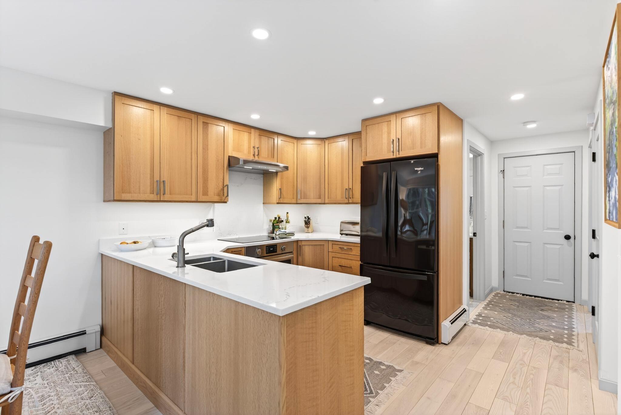 27 East Beach Road, Unit 27 Casco, ME 04015 - Photo 11 of 38 27 E Beach Rd