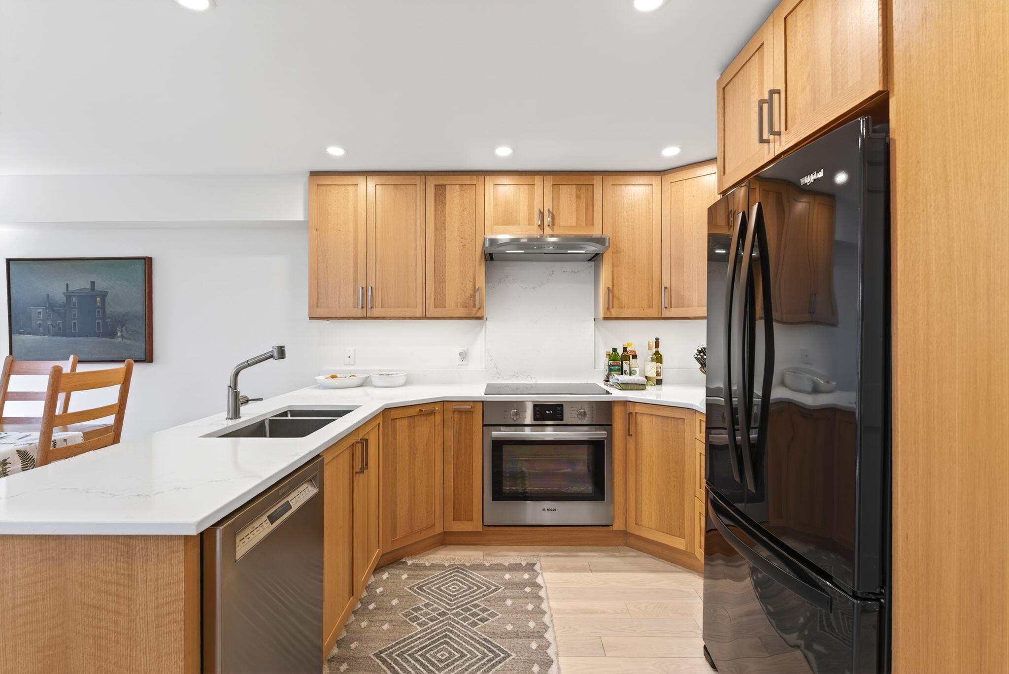 27 East Beach Road, Unit 27 Casco, ME 04015 - Photo 12 of 38 27 E Beach Rd