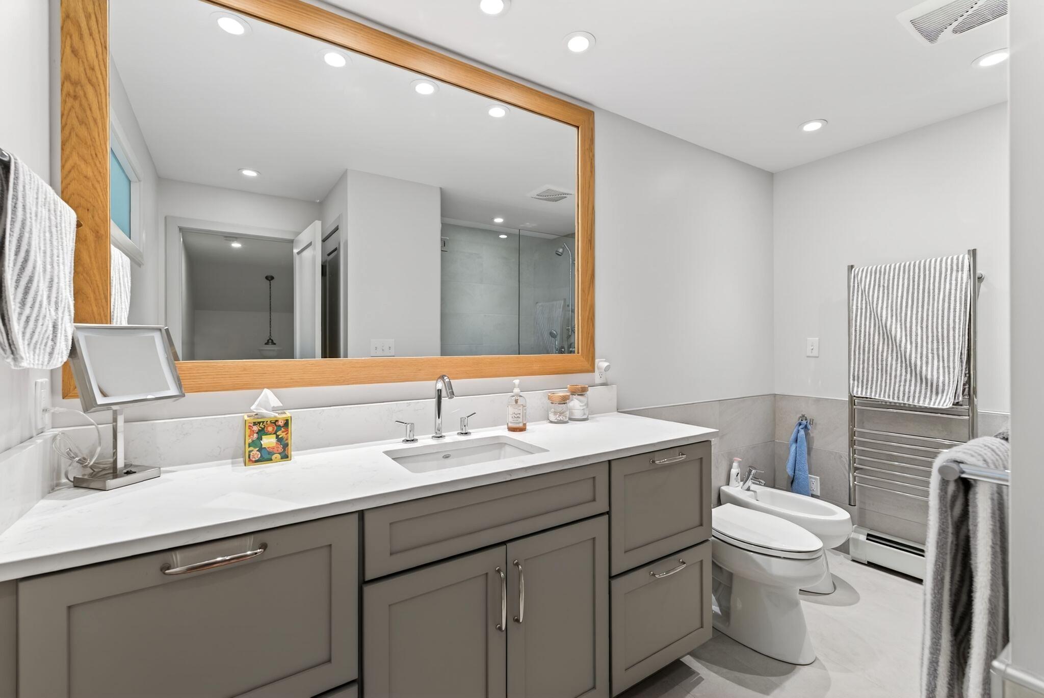 27 East Beach Road, Unit 27 Casco, ME 04015 - Photo 25 of 38 27 E Beach Rd