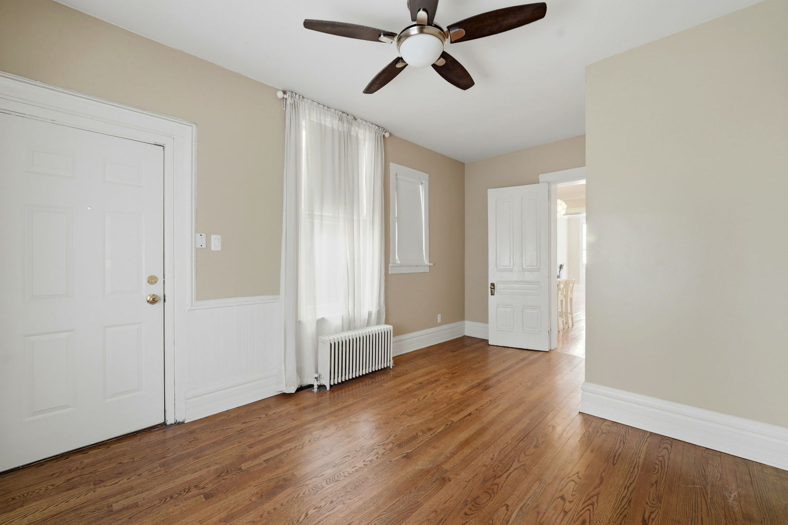 2428 North Geneva Terrace Chicago, IL 60614 - Photo 16 of 44