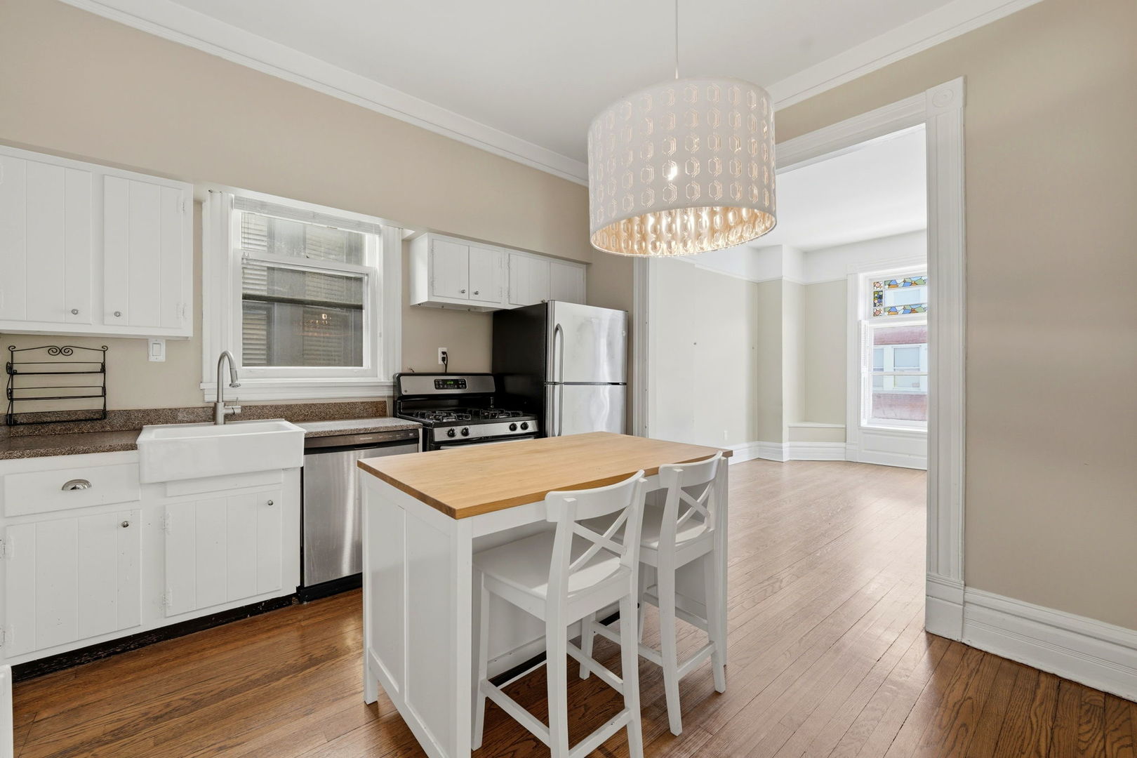 2428 North Geneva Terrace Chicago, IL 60614 - Photo 18 of 44