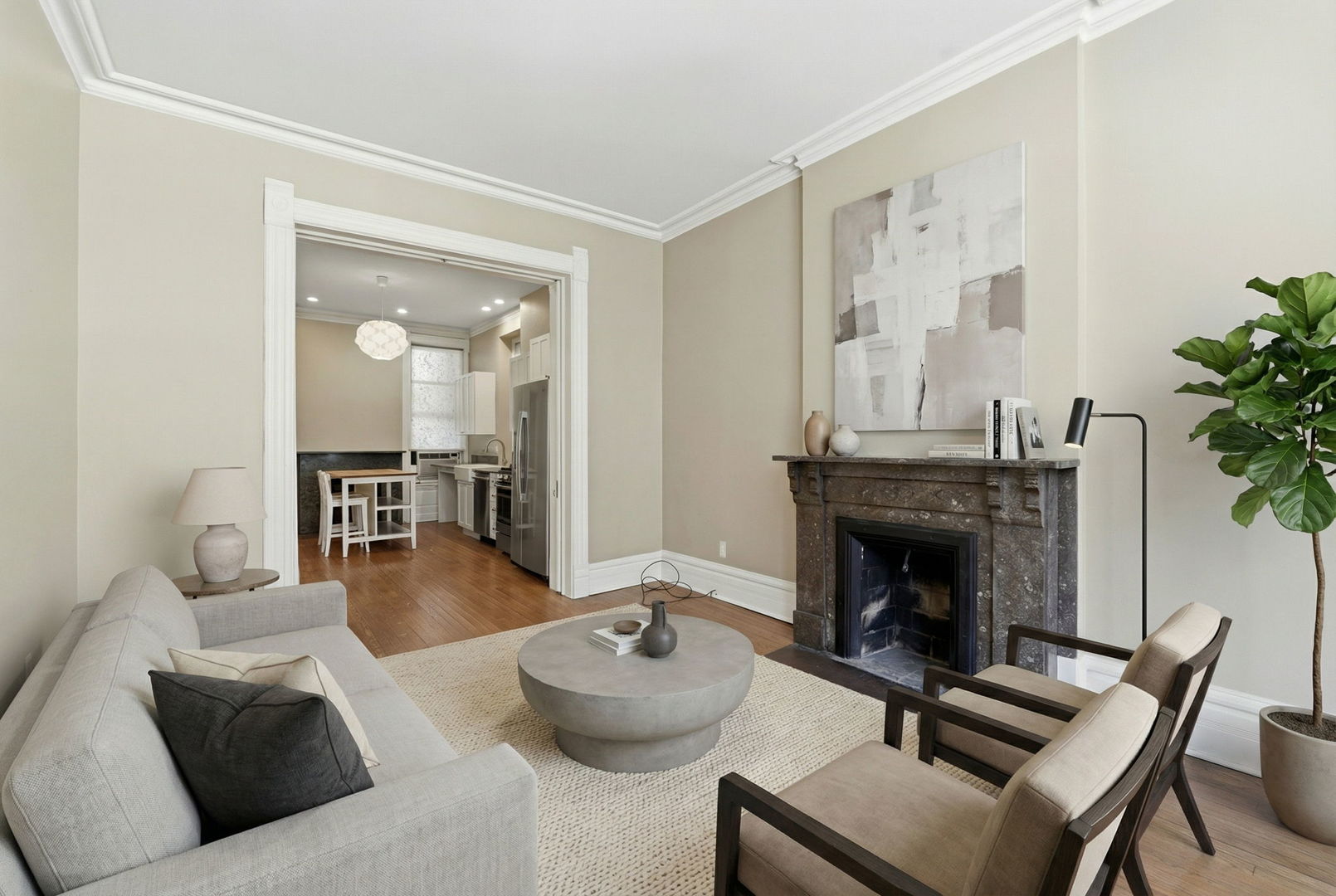 2428 North Geneva Terrace Chicago, IL 60614 - Photo 2 of 44