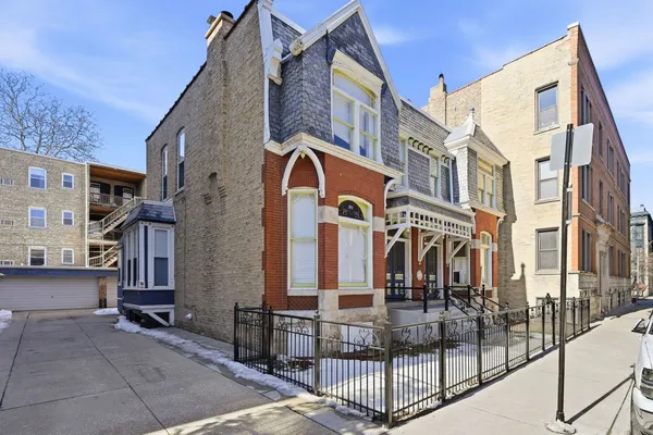 $1,350,000 | 2428 North Geneva Terrace, Chicago, IL 60614