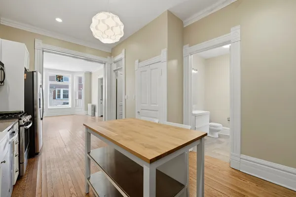 $1,350,000 | 2428 North Geneva Terrace, Chicago, IL 60614