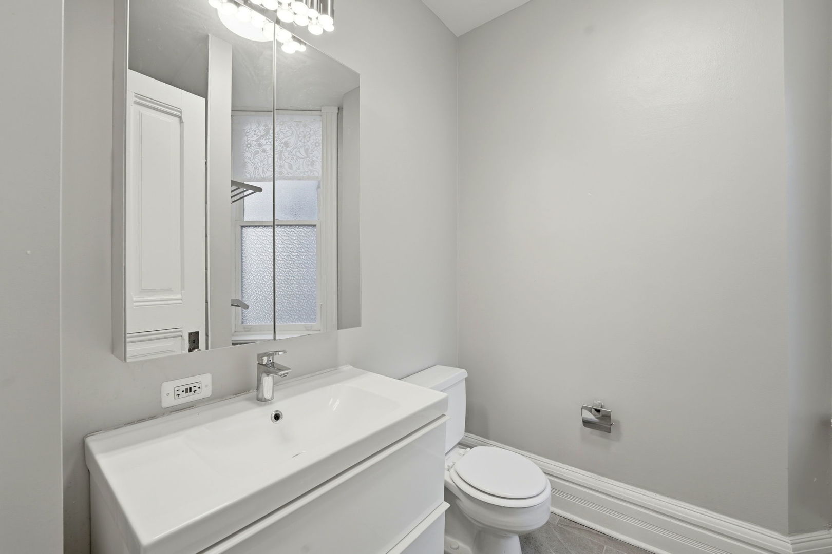 2428 North Geneva Terrace Chicago, IL 60614 - Photo 10 of 44