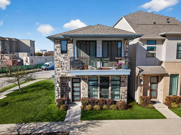 $3,195 | 4933 Broadway Dr., Plano, TX 75024