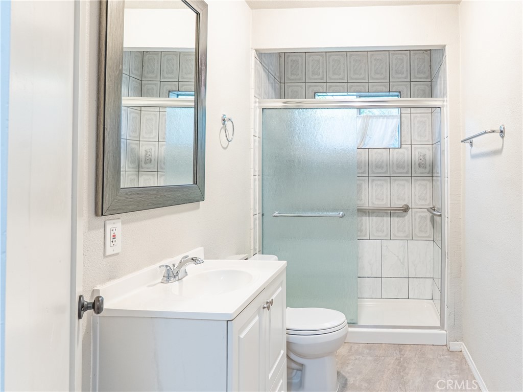 3460 Elmwood Court Riverside, CA 92506 - Photo 12 of 23