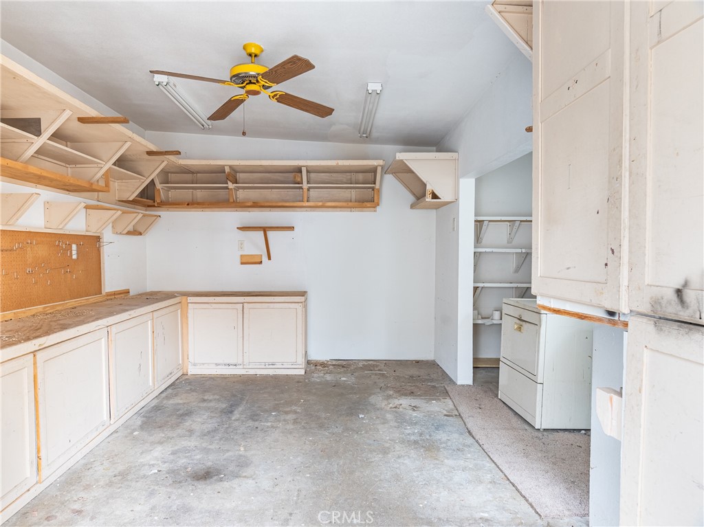 3460 Elmwood Court Riverside, CA 92506 - Photo 22 of 23 Garage Space/workshop