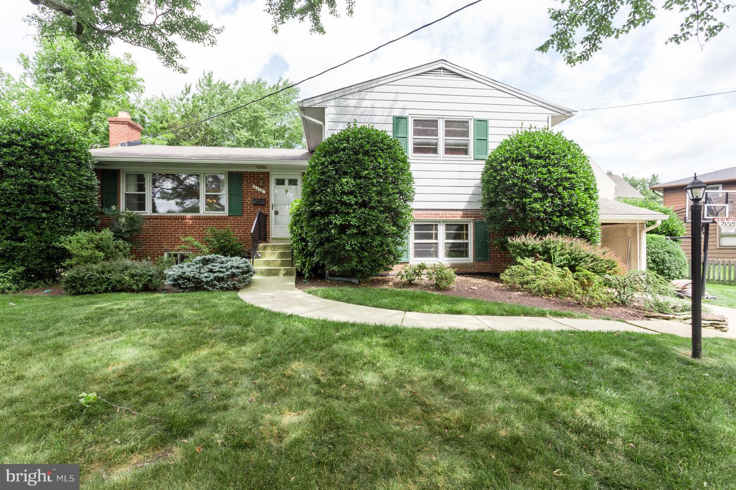 7114 Sea Cliff Road McLean, VA 22101 - Photo 1 of 30 Exterior (Front)