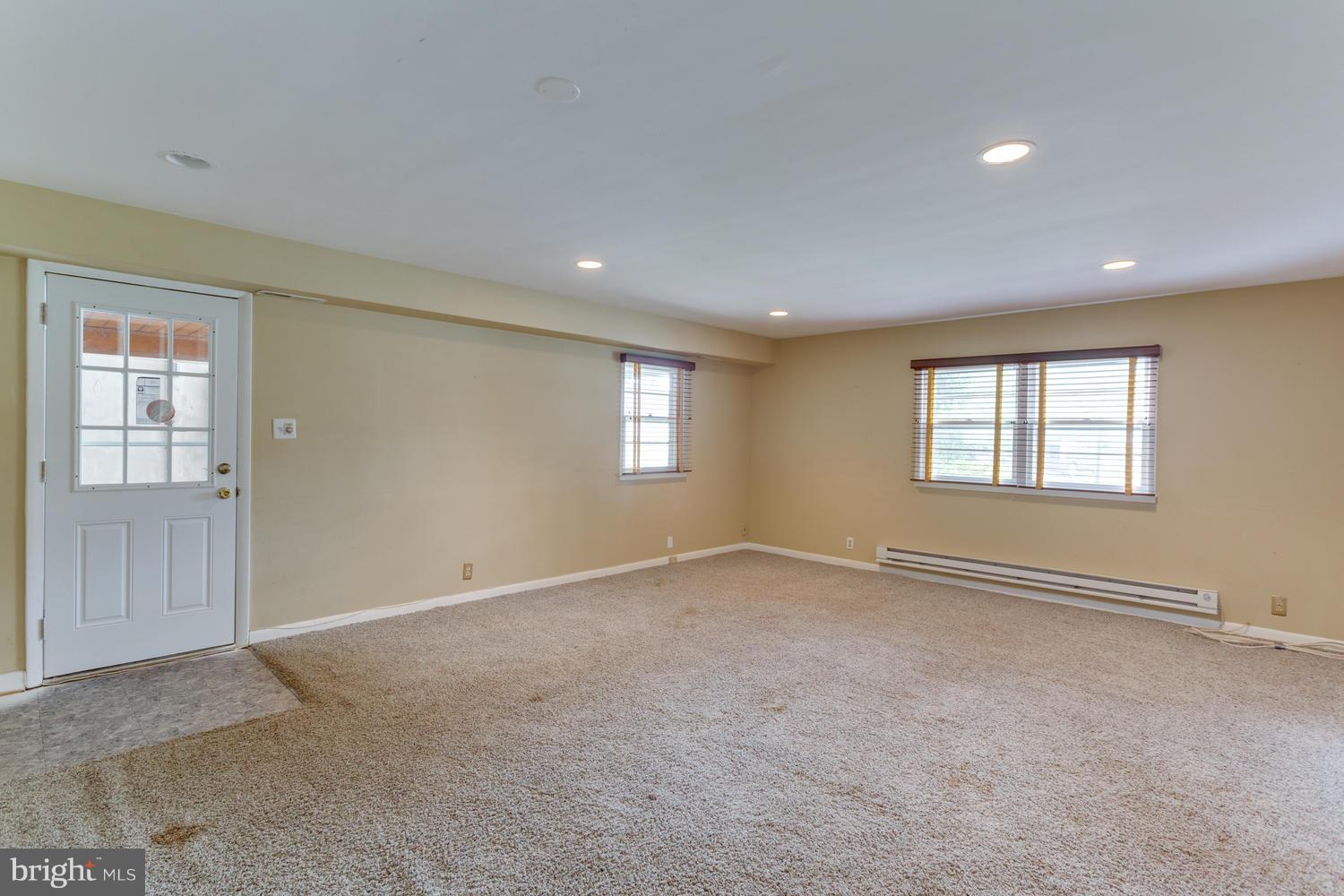 7114 Sea Cliff Road McLean, VA 22101 - Photo 22 of 30 Family Room