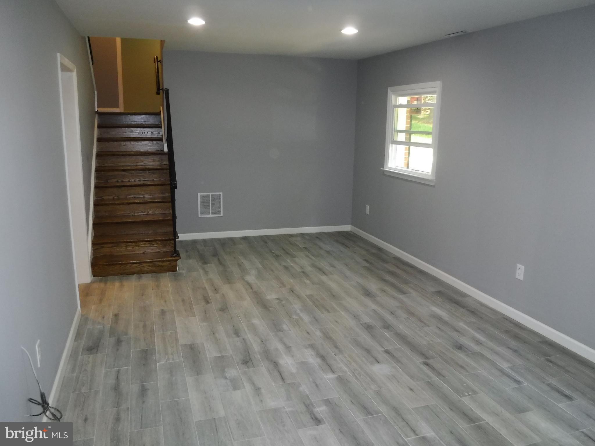 12054 Kahns Road Manassas, VA 20112 - Photo 27 of 30 Rec room