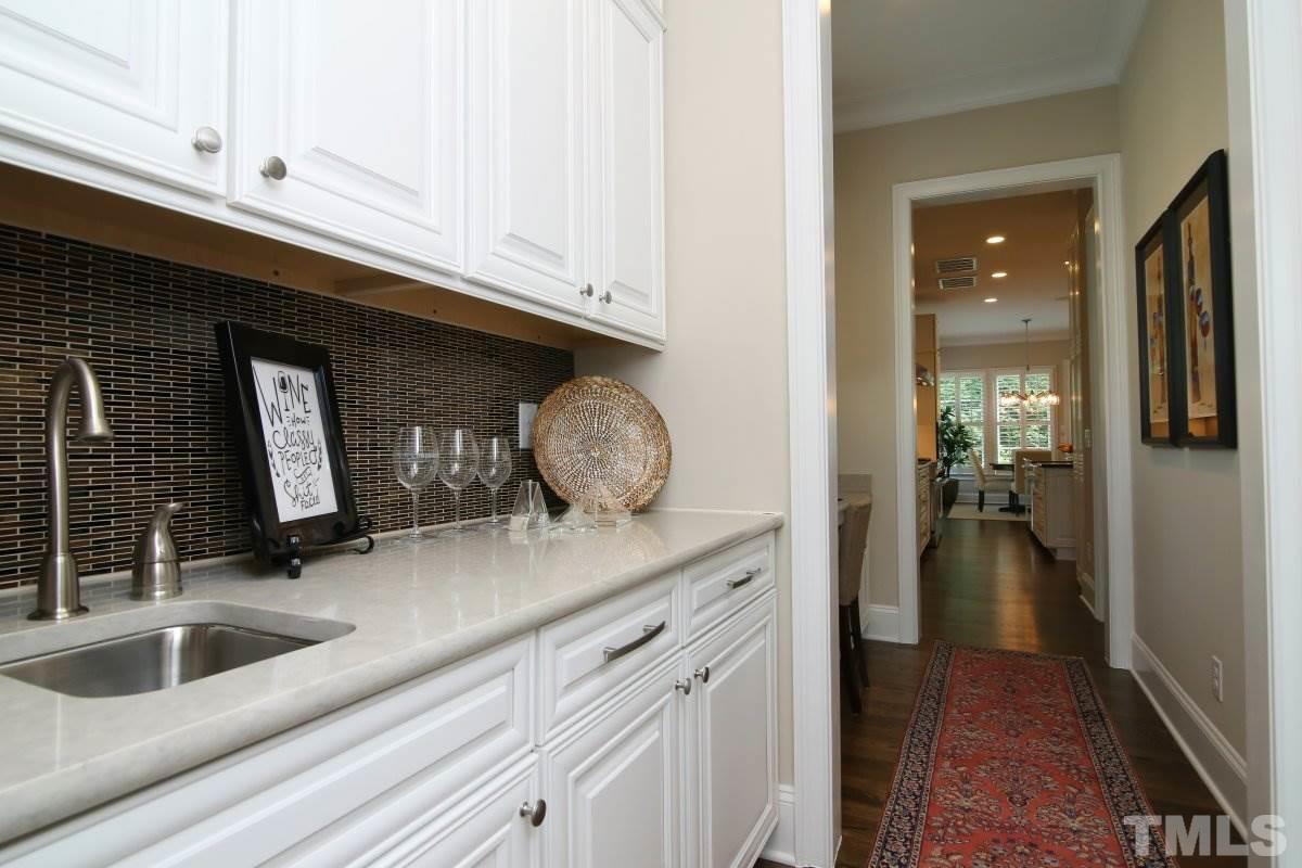 4106 English Garden Way Raleigh, NC 27612 - Photo 6 of 25 Gallery Image 6