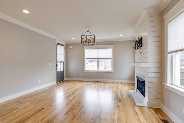 $755,000 | 1421 54th Avenue North, Nashville, TN 37209