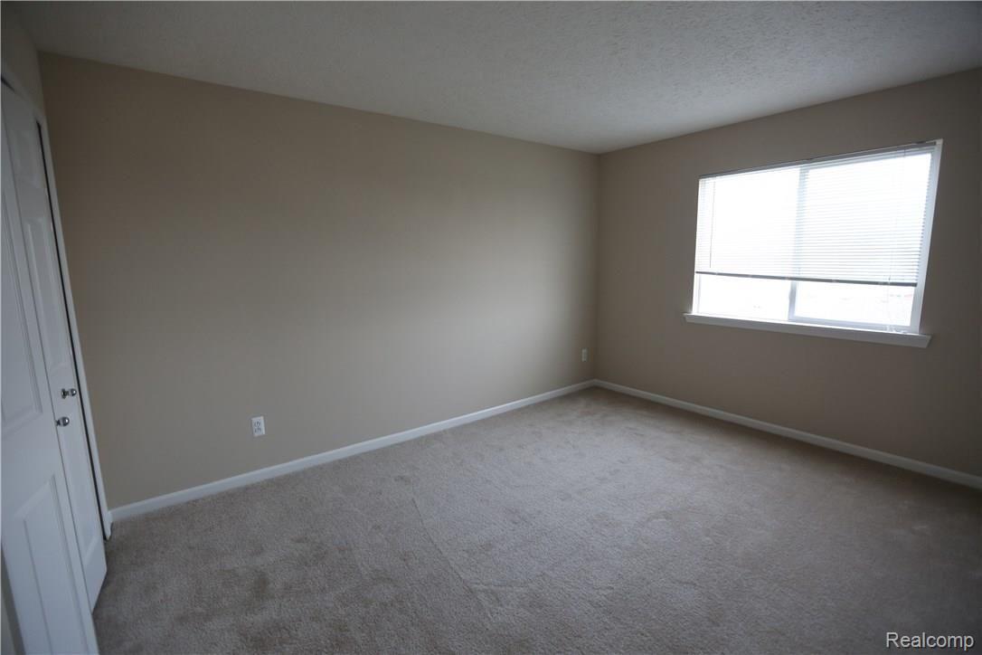 899 Spirea, Unit 92 Howell, MI 48843 - Photo 18 of 19 ANS_0048.JPG