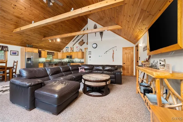 $895,000 | Undisclosed Address, Webb, NY 13472