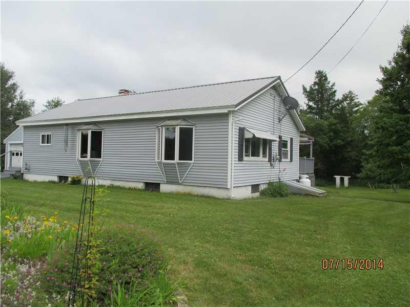 48 Main Road Abbot, ME 04406 - Photo 1 of 18 Exterior Front.