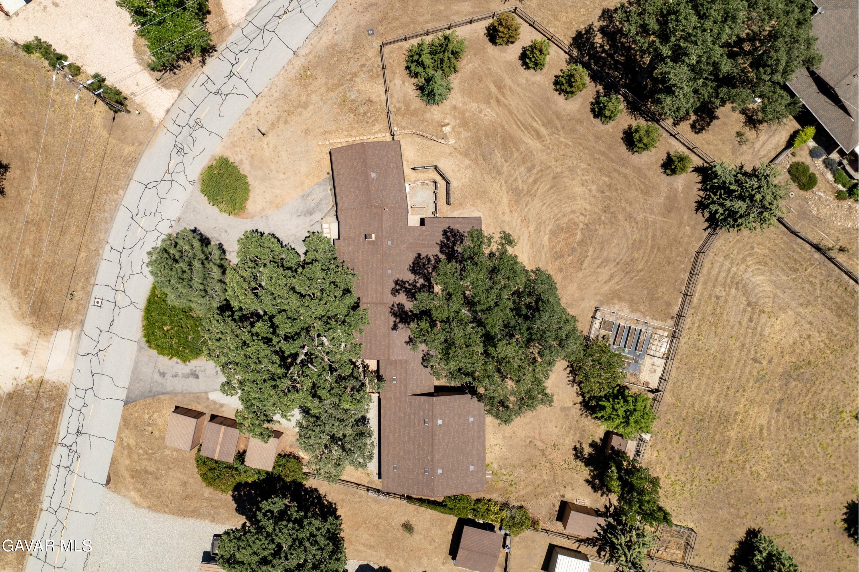 26720 Sutter Court Tehachapi, CA 93561 - Photo 32 of 36 32-DJI_0749-HDR