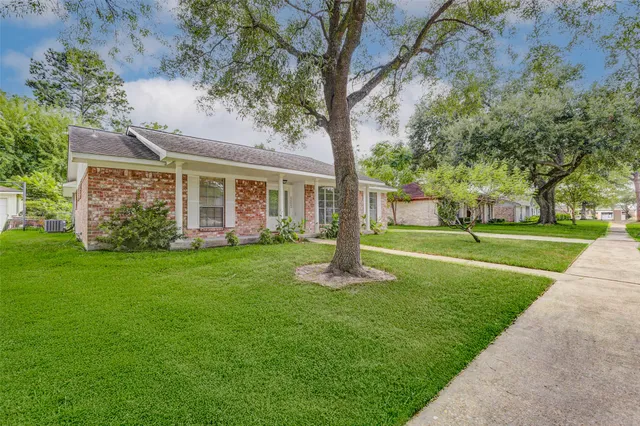 $2,000 | 22223 Hockaday Drive, Katy, TX 77450