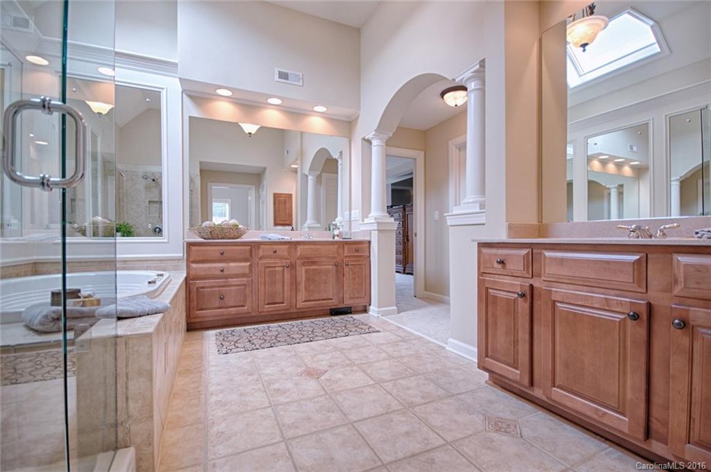 4018 Fawn Hill Road Matthews, NC 28105 - Photo 12 of 24 Gallery Image 12