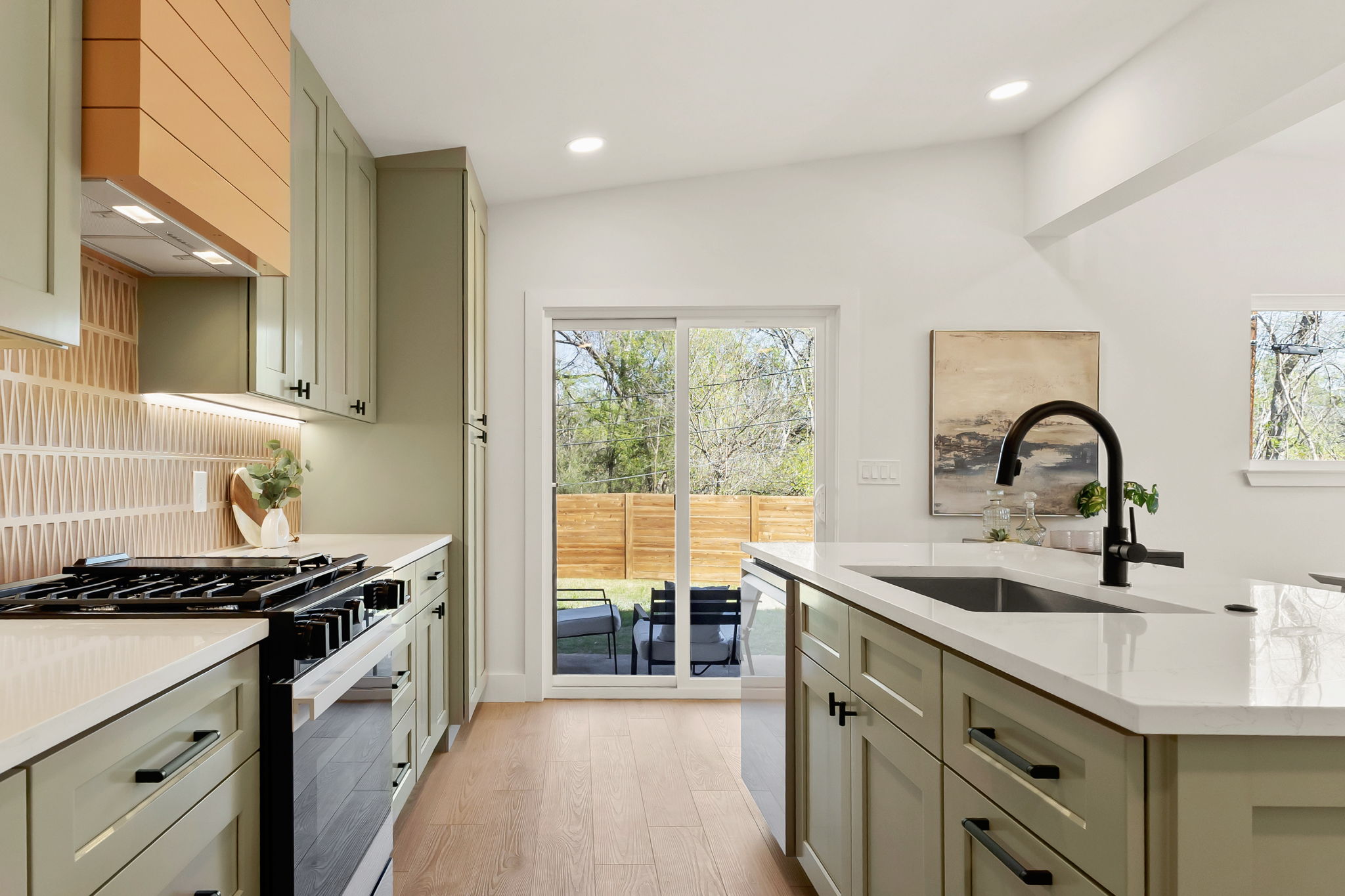 4409 Scottsdale Road Austin, TX 78721 - Photo 16 of 40