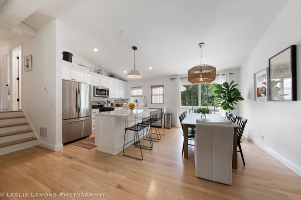 $3,300 | 685 Milton Drive, Naperville, IL 60563