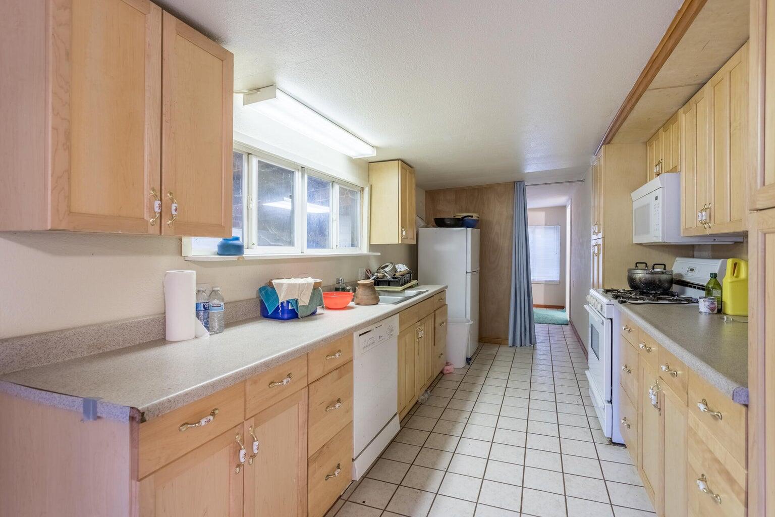 30230 Frontier Road Oak Run, CA 96069 - Photo 11 of 22 20240423171734257765000000-o