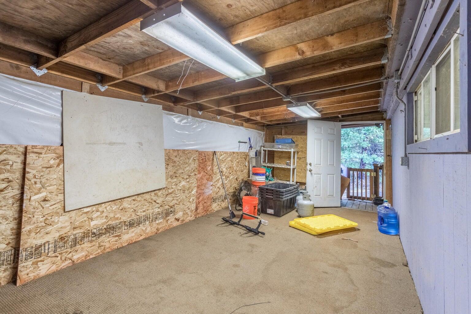 30230 Frontier Road Oak Run, CA 96069 - Photo 16 of 22 20240423171738598085000000-o