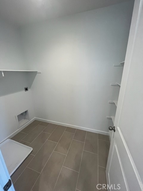 31373 Trappers Loop Winchester, CA 92596 - Photo 11 of 15 an empty room with a bathroom