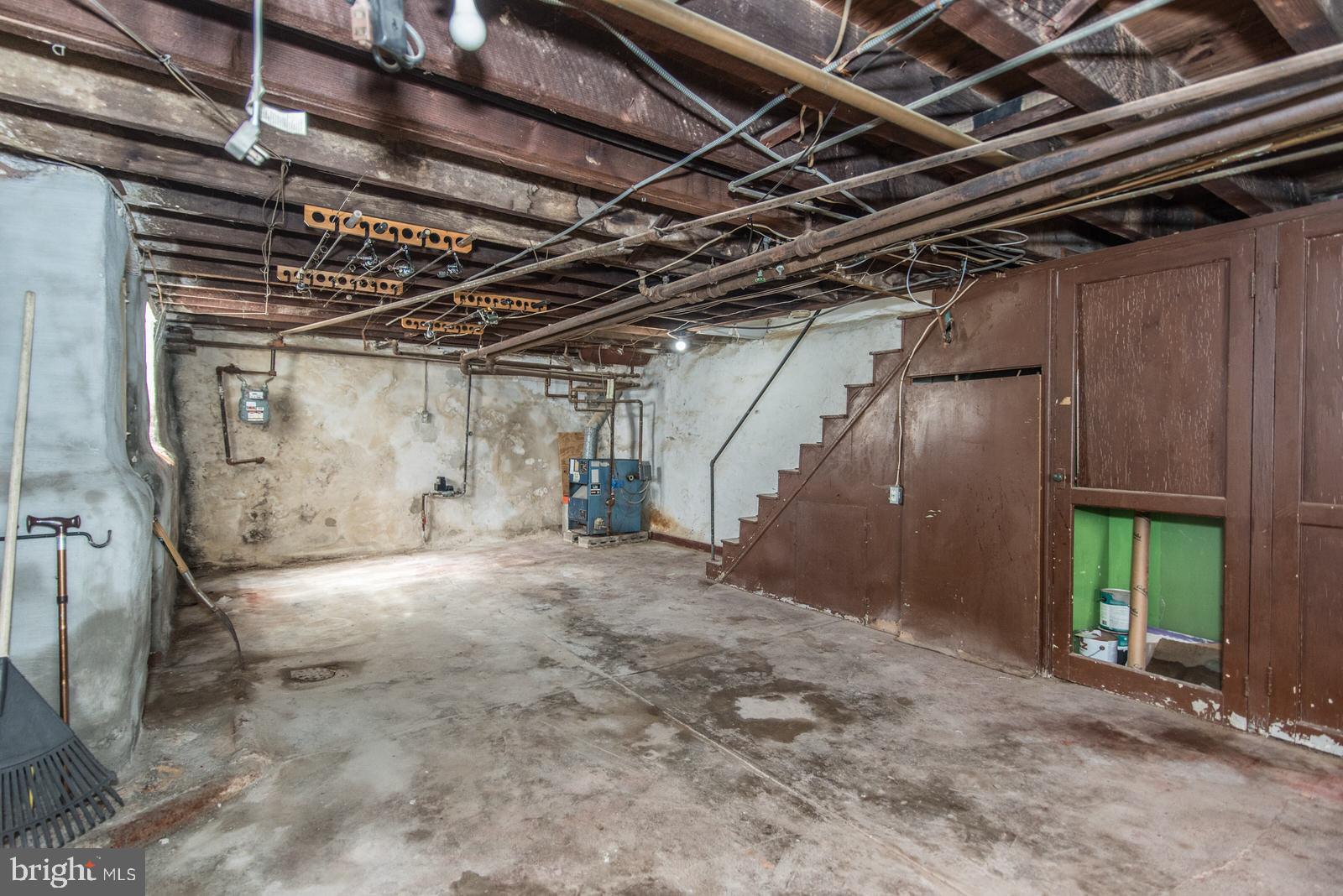7817 Cedarbrook Avenue Philadelphia, PA 19150 - Photo 33 of 38