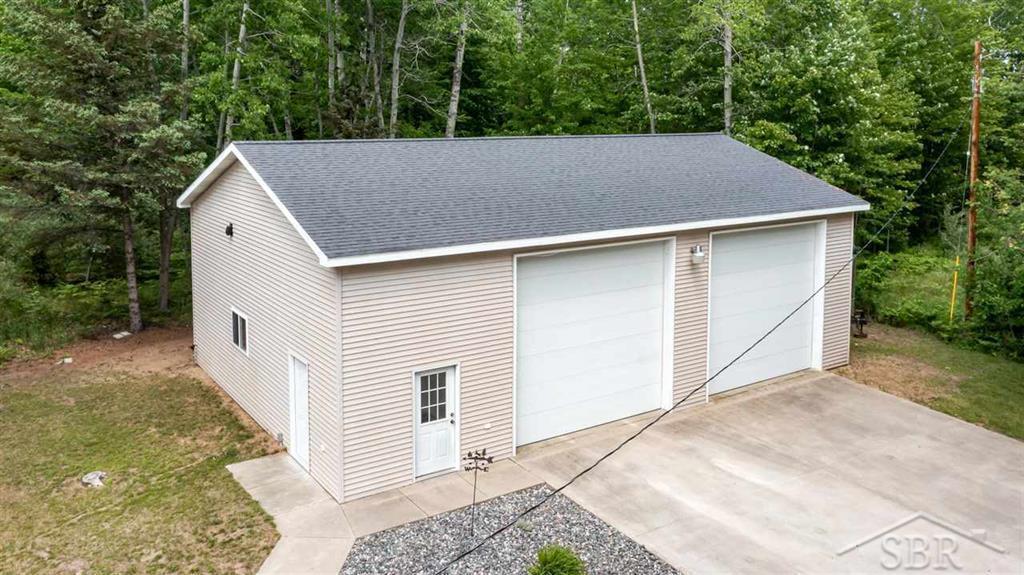 2198 South Porter Road Midland, MI 48640 - Photo 26 of 35