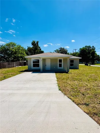 $249,900 | 25 South Palmetto Avenue, Fort Meade, FL 33841