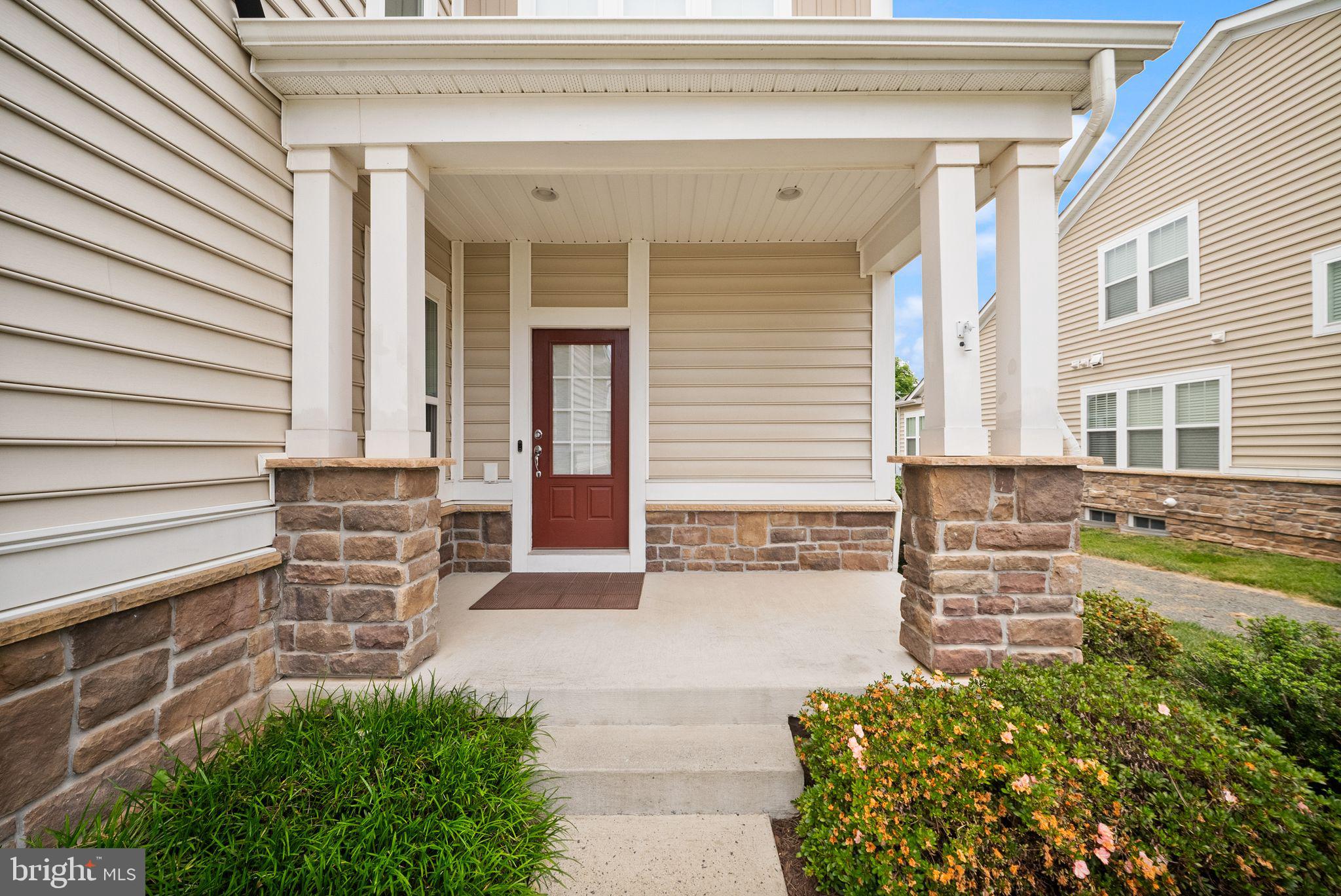 23559 Christina Ridge Square Ashburn, VA 20148 - Photo 3 of 63