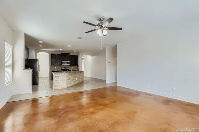 $325,000 | 424 Cactus Flower, Cibolo, TX 78108