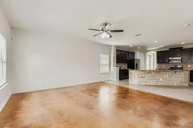 $325,000 | 424 Cactus Flower, Cibolo, TX 78108