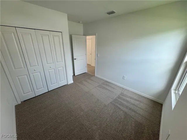 $299,990 | 253 Moonlit Lk Trail, Lehigh Acres, FL 33974