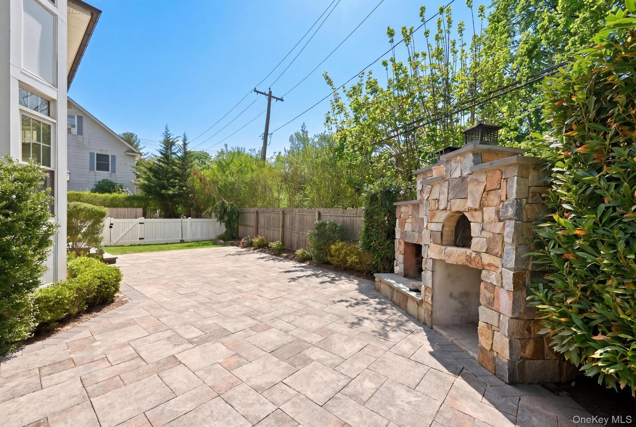 42 Skunks Misery Road Locust Valley, NY 11560 - Photo 41 of 50