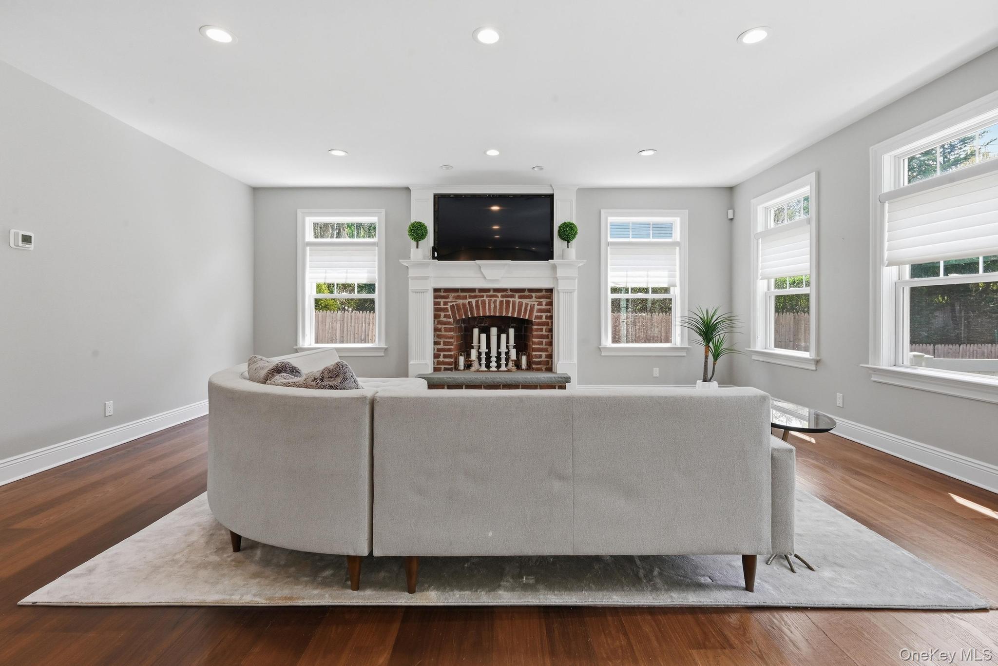 42 Skunks Misery Road Locust Valley, NY 11560 - Photo 10 of 50