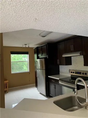 $2,350 | 8891 Wiles Road, Unit 308, Coral Springs, FL 33067