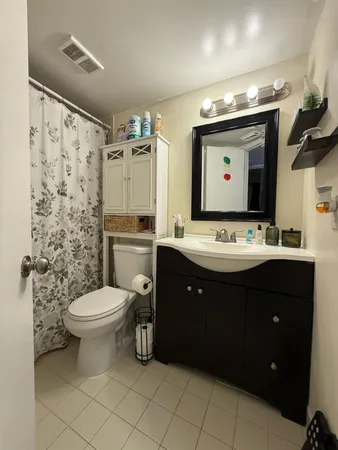 $2,350 | 8891 Wiles Road, Unit 308, Coral Springs, FL 33067
