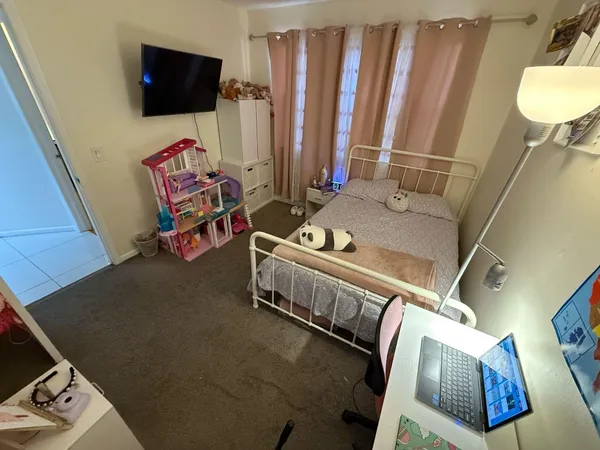 $2,350 | 8891 Wiles Road, Unit 308, Coral Springs, FL 33067
