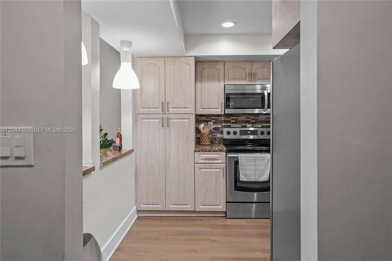 9015 Southwest 96th Avenue, Unit 1 Miami, FL 33176 - Photo 6 of 28