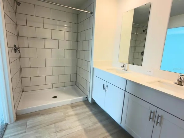 $2,500 | 2318 Allium Roseum Lane, Plant City, FL 33565