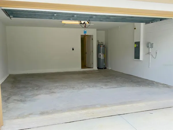 $2,500 | 2318 Allium Roseum Lane, Plant City, FL 33565