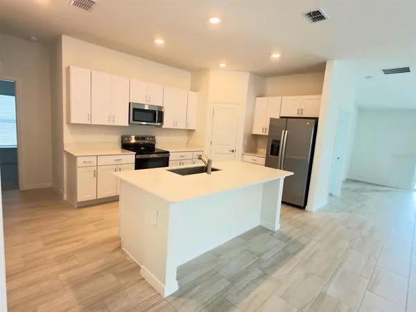 $2,500 | 2318 Allium Roseum Lane, Plant City, FL 33565