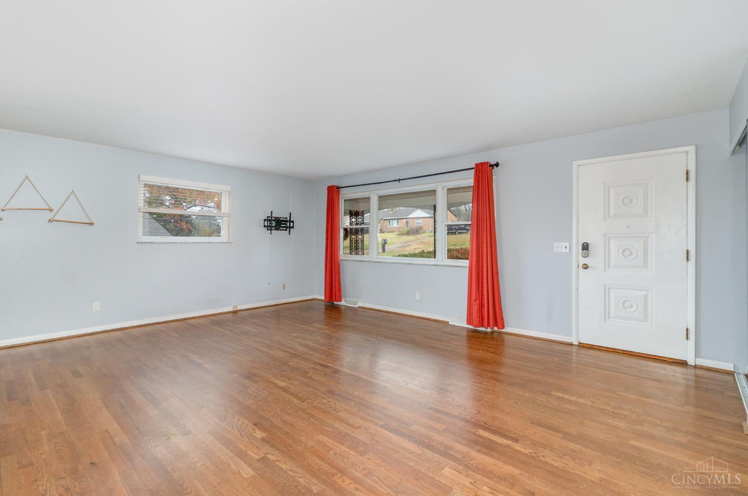 3745 Reemelin Road Cincinnati, OH 45211 - Photo 8 of 27 Gallery Image 8