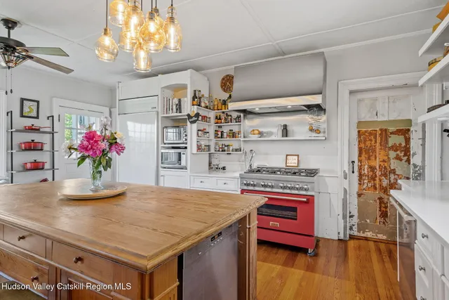 $849,000 | 378 County Road 354, Preston Hollow, NY 12469