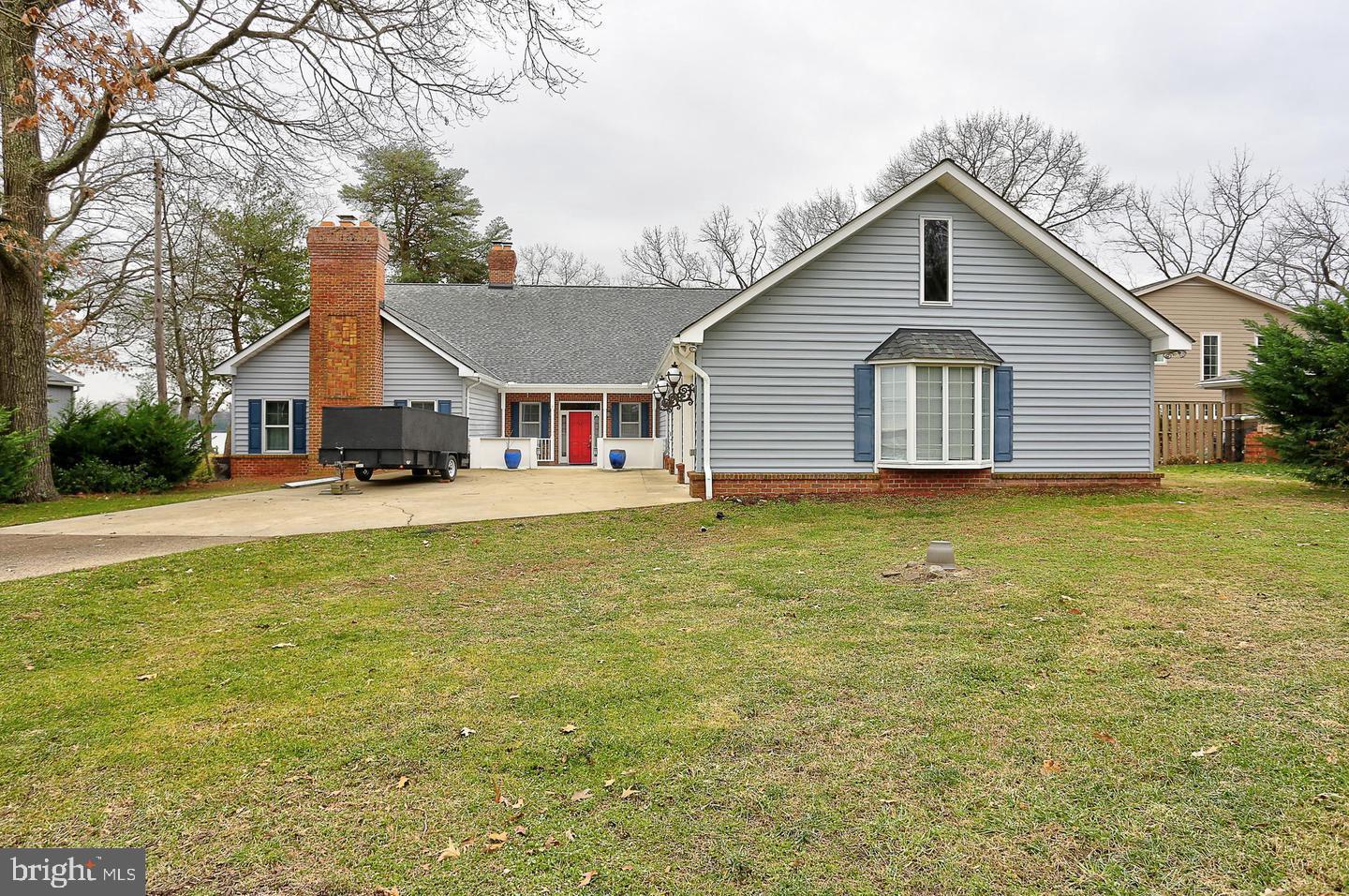 457 Edgewater Road Pasadena, MD 21122 - Photo 2 of 47