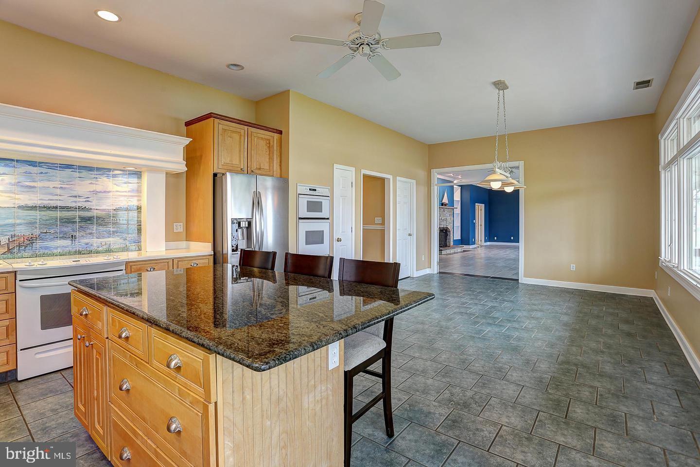 457 Edgewater Road Pasadena, MD 21122 - Photo 15 of 47